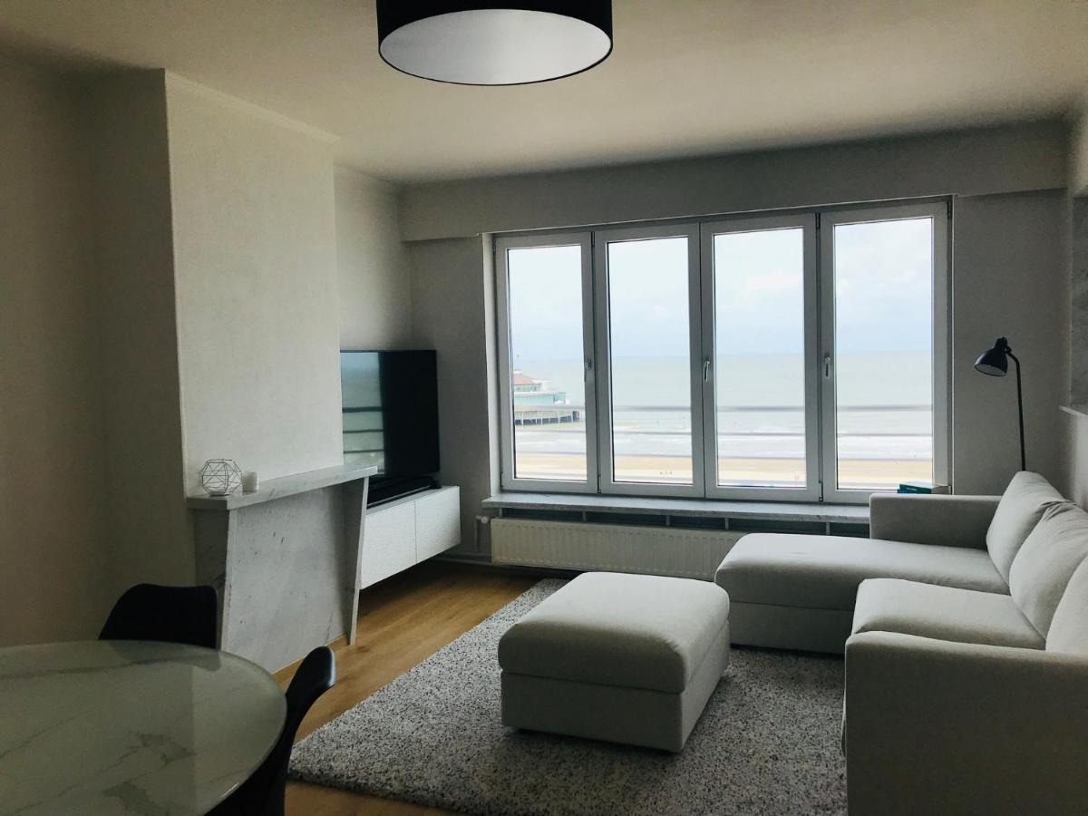 Ruim Appartement Met Zeezicht Blankenberge Exterior foto